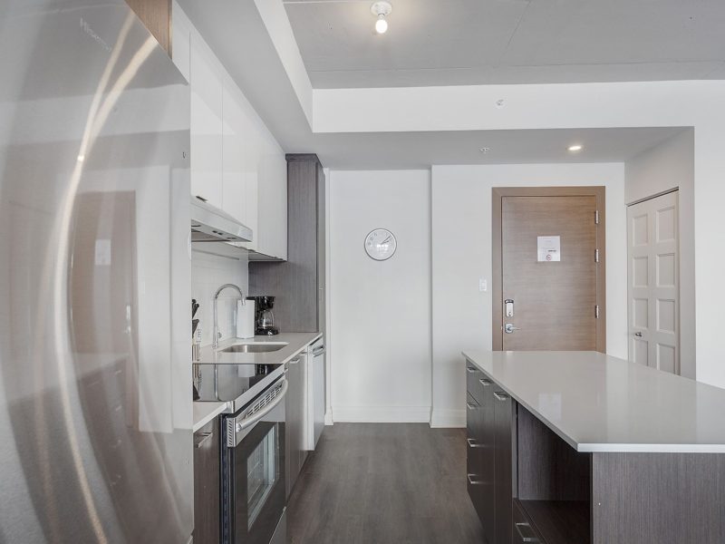 1 Bedroom Corporate Housing in Laval’s Saint-Martin District