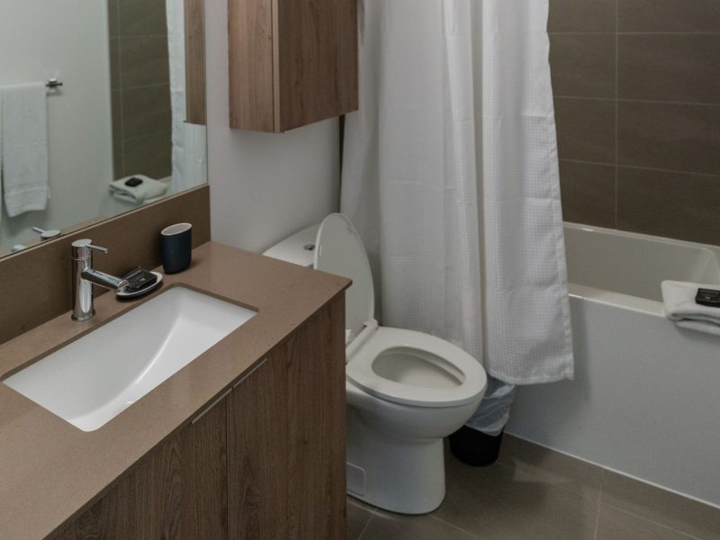 Business Travel Executive 1 Bedroom Suite in North York