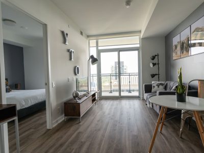 Business Travel Executive 1 Bedroom Suite in North York