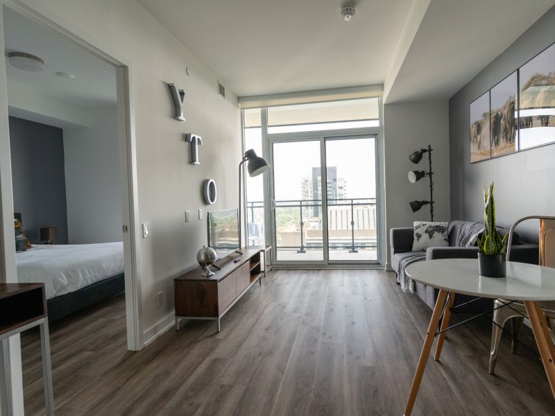 Business Travel Executive 1 Bedroom Suite in North York