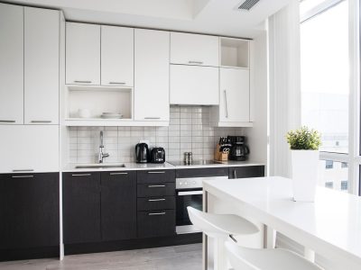 Luxury 2BR Balcony Gym Near CN Tower Downtown