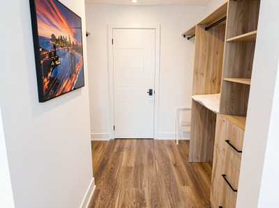 Executive 1 Bedroom Apartment in Toronto