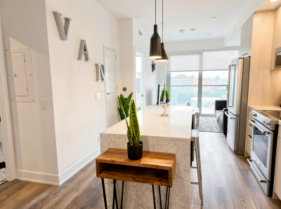 Furnished 2 Bedroom Apartment in Toronto