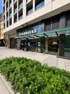 Modern Downtown Studio with Patio