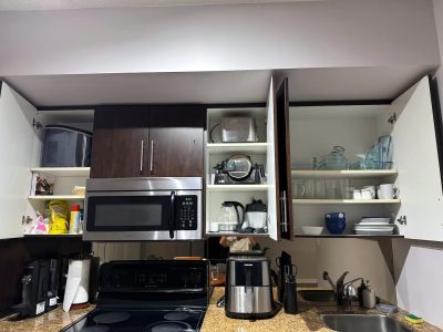 High-Floor Condo by Scotiabank Arena & CN Tower – Monthly Stays