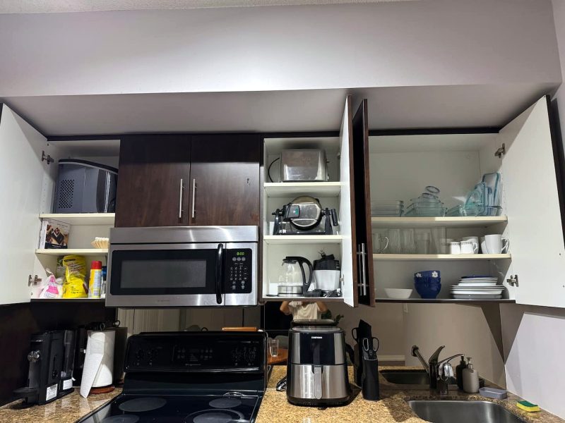 High-Floor Condo by Scotiabank Arena & CN Tower – Monthly Stays